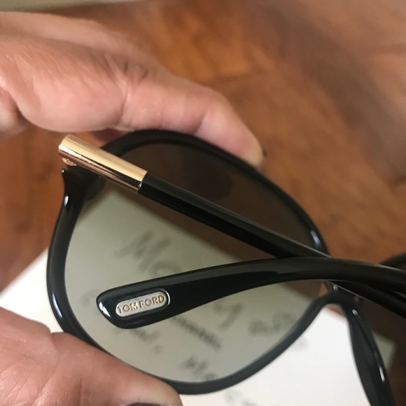 Tom Ford Sunglasses - Picture 6 of 8
